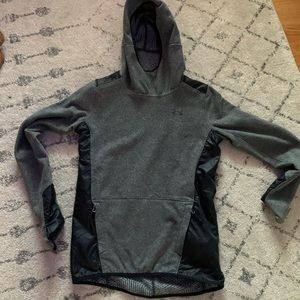 Under armour sweatshirt